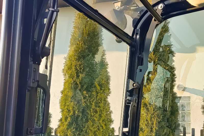 OmecoHub - Immagine JCB 16C-1z